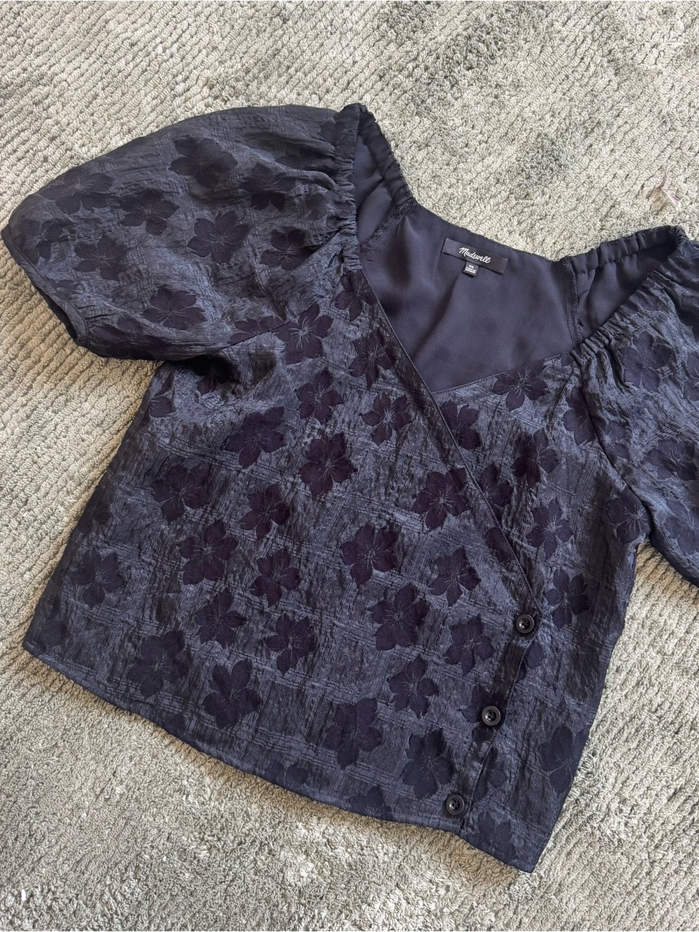 Madewell Floral Jacquard Puff Sleeve wrap Top in Black